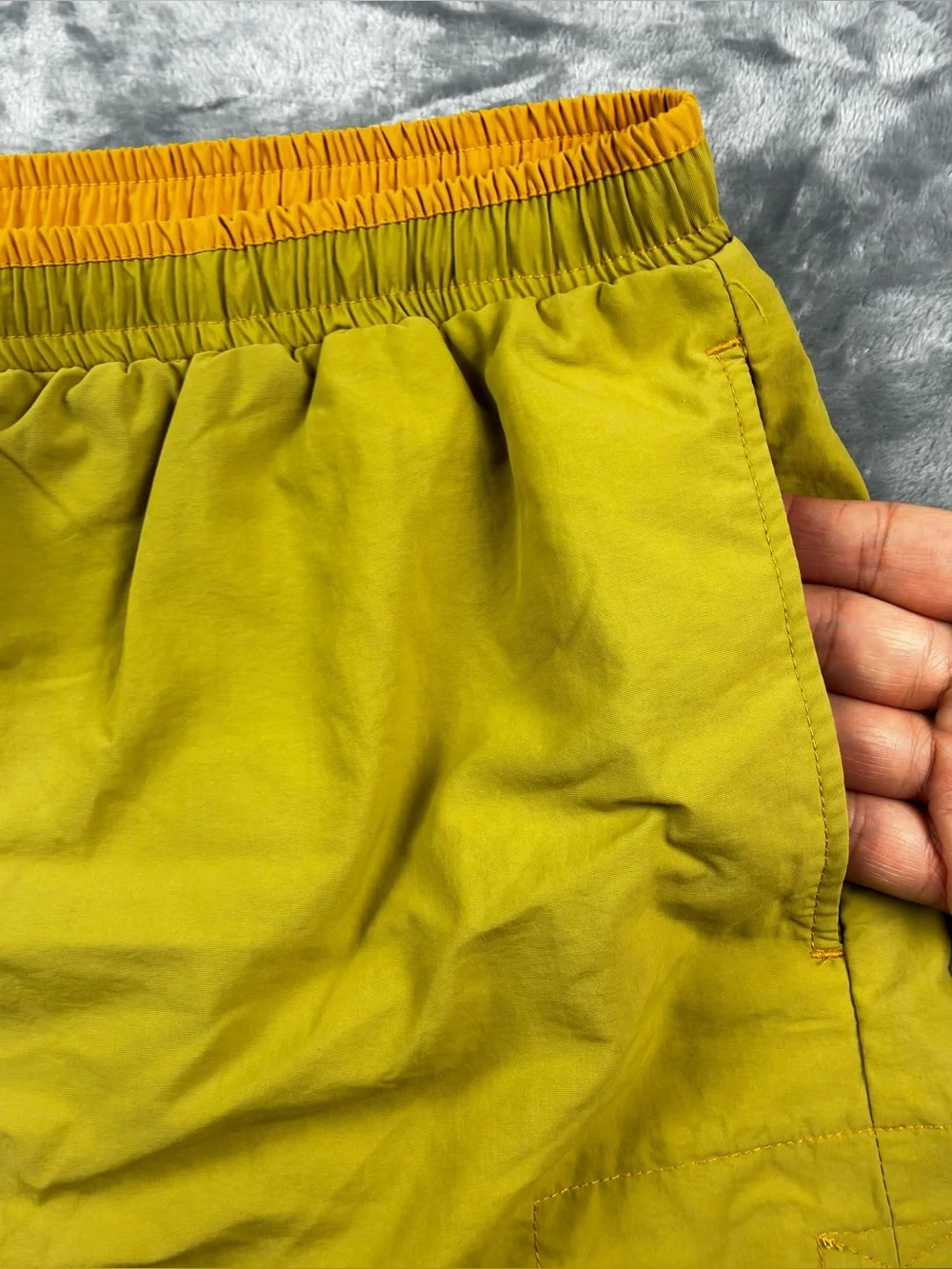 Territory Ahead Swim Trunks Size Large Olive Green Mesh Lined Pockets Drawstring